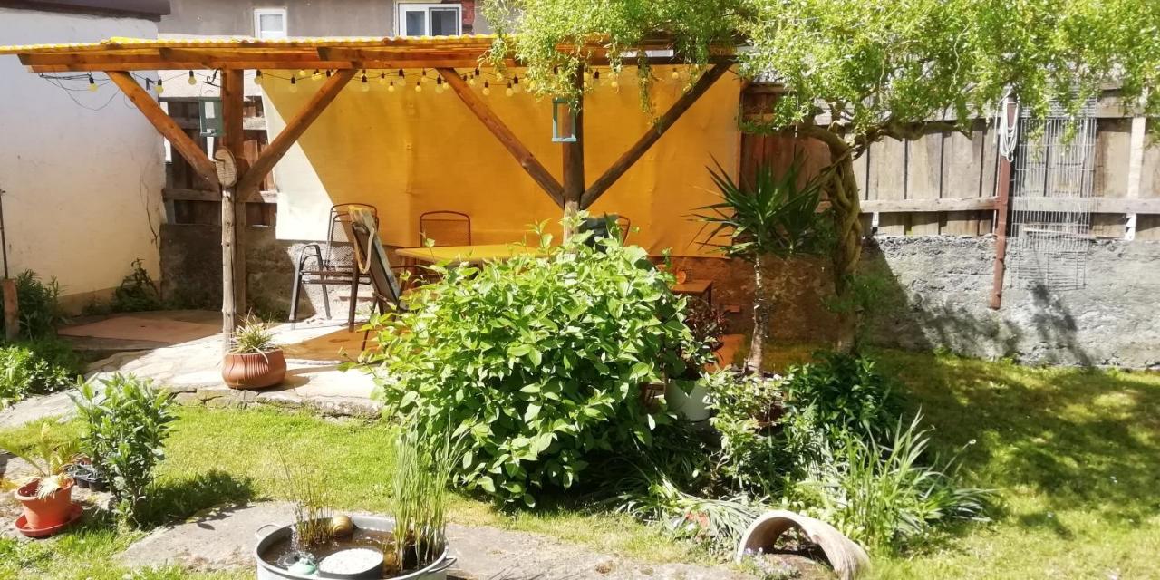 Vip-Zelten Im Garten - Camping Weischlitz Exteriör bild